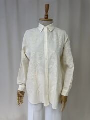 Doğal Dokulu Nakış İşlemeli Keten Gömlek – Ekru