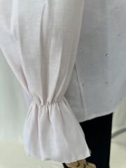 Ekru Cift Yaka Detayli Isiltili Tasli Gomlek